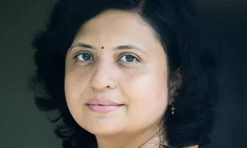 Dr. Sheetal Amte-Karajgi यांनी शेअर केलेल्या त्या चित्राचा नेमका अर्थ काय? Dr. Sheetal Amte-Karajgi यांनी शेअर केलेल्या त्या चित्राचा नेमका अर्थ काय?