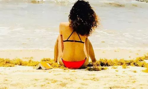 कंगनाने शेअर केला बोल्ड फोटो, नेटकऱ्यांनी करुन दिली संस्कृतीची आठवण कंगनाने शेअर केला बोल्ड फोटो, नेटकऱ्यांनी करुन दिली संस्कृतीची आठवण