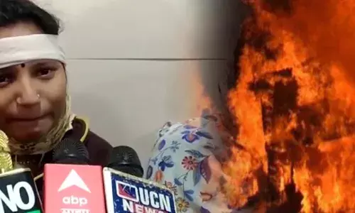 आईचा टाहो, माझं मुल आणून देता का हो? भंडाऱ्यातील घटनेनं देश सुन्न! आईचा टाहो, माझं मुल आणून देता का हो? भंडाऱ्यातील घटनेनं देश सुन्न!