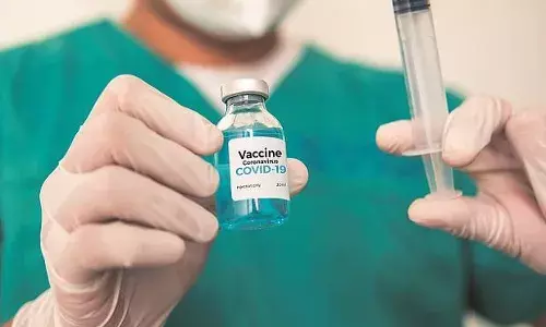 लस घेतली आणि काही वेळातच 23 जणांचा मृत्यू; चौकशीचे आदेश लस घेतली आणि काही वेळातच 23 जणांचा मृत्यू; चौकशीचे आदेश