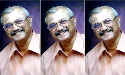 प्रसिद्ध मराठी गझलकार इलाही जमादार यांचे निधन, सुप्रिया सुळेंसह अनेकांनी वाहिली श्रद्धांजली! प्रसिद्ध मराठी गझलकार इलाही जमादार यांचे निधन, सुप्रिया सुळेंसह अनेकांनी वाहिली श्रद्धांजली!