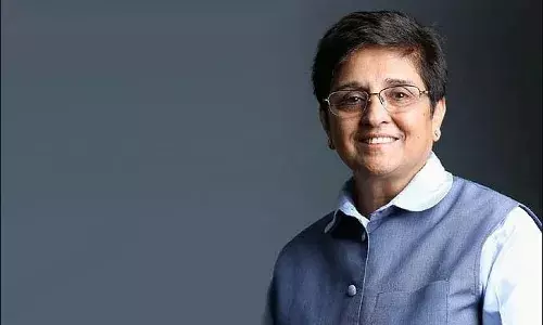 राष्ट्रपतींनी किरण बेदींना उपराज्यपाल पदावरुन हटवलं...