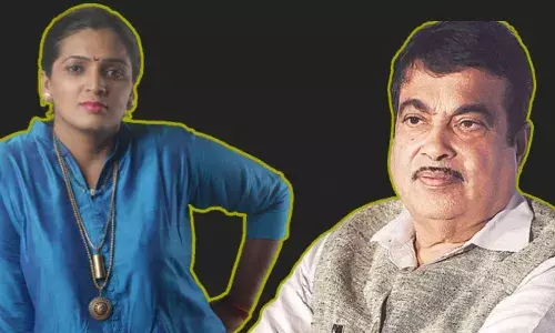 मनसेच्या रुपाली पाटील यांचा थेट नितीन गडकरींशी पंगा