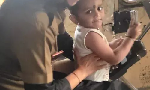 मातृत्व आणि कर्तृत्व, दोन्हीला सलाम मातृत्व आणि कर्तृत्व, दोन्हीला सलाम