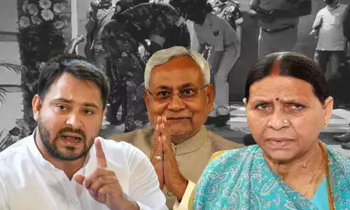 बिहार विधानसभेत राडा : साडी सुटली तरी पोलीसांनी महिला आमदाराला फरफटत काढलं बाहेर बिहार विधानसभेत राडा : साडी सुटली तरी पोलीसांनी महिला आमदाराला फरफटत काढलं बाहेर