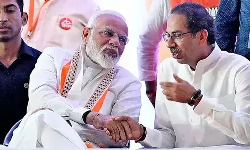 ऑक्सिजनचा तुटवडा : मुख्यमंत्री उद्धव ठाकरे यांचे पंतप्रधानांना पत्र ऑक्सिजनचा तुटवडा : मुख्यमंत्री उद्धव ठाकरे यांचे पंतप्रधानांना पत्र
