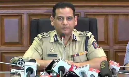 मुंबईत आता वाहनांना कलर कोड... बाहेर पडताना सावधान