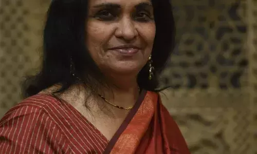 ज्येष्ठ पत्रकार प्रतिमा जोशी यांची सामाजिक कृतज्ञता निधीच्या विश्वस्तपदी निवड ज्येष्ठ पत्रकार प्रतिमा जोशी यांची सामाजिक कृतज्ञता निधीच्या विश्वस्तपदी निवड