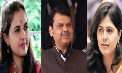 मुंडे भगिनी नाराज असल्याच्या चर्चेवर फडणवीस यांची प्रतिक्रिया, म्हणाले...