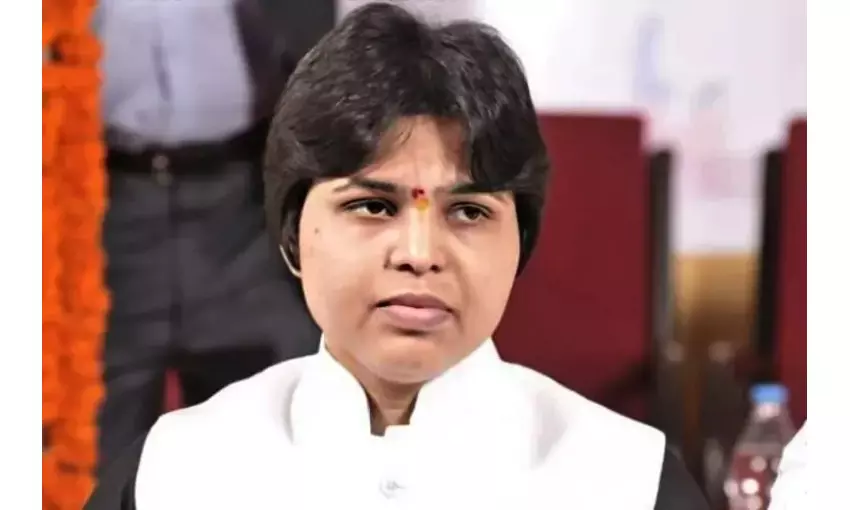 पंकजा मुंडे, सुप्रिया सुळेंनी महिला मुख्यमंत्री व्हावे: तृप्ती देसाई