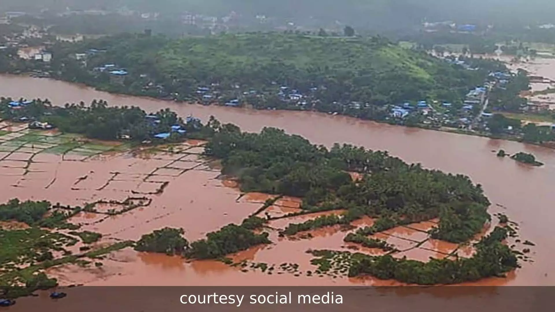 Ground Report: बापरे बाप, 60 वर्षात असा महापूर पाहिला नाही...