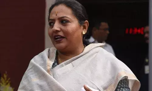 पूरग्रस्त भागांमध्ये तातडीने स्वच्छता मोहीम राबवा; यशोमती ठाकूर यांचे अधिकाऱ्यांना निर्देश पूरग्रस्त भागांमध्ये तातडीने स्वच्छता मोहीम राबवा; यशोमती ठाकूर यांचे अधिकाऱ्यांना निर्देश