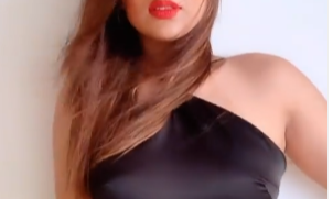 बोल्ड व्हिडिओ शेअर करत निया श्रमाचे नेटकर्यांना उत्तर...