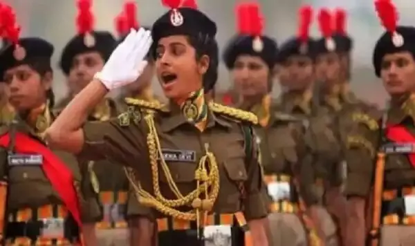 भारतीय लष्करात प्रथमच महिला अधिकाऱ्यांना कर्नल पदावर बढती