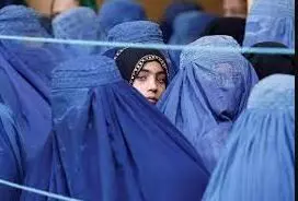 तालिबानी राजवटीत तिला दहा वर्षे पुरुष म्हणून राहावं लागलं...