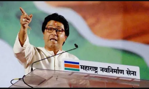 अखेर राज ठाकरे यांच्या सभेला परवानगी परंतु... अखेर राज ठाकरे यांच्या सभेला परवानगी परंतु...