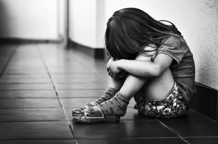 विकृती : पाच वर्षांच्या मुलीवर शाळेच्या शिपायाकडूनच लैंगिक अत्याचार