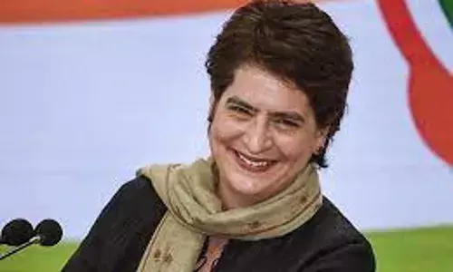प्रियांका गांधी मुंबईत, नक्की काय घडलं.. प्रियांका गांधी मुंबईत, नक्की काय घडलं..