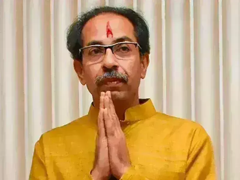 Uddhav Thackeray : ज्यांना मोठं केलं त्यांनीच..  उद्धव ठाकरे राजीनाम्यानंतर भावुक..