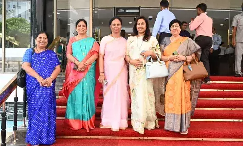 BJP Woman ledaers ; मोनिका राजळेंनी शेअर केलेल्या फोटोची एकच चर्चा.. BJP Woman ledaers ; मोनिका राजळेंनी शेअर केलेल्या फोटोची एकच चर्चा..