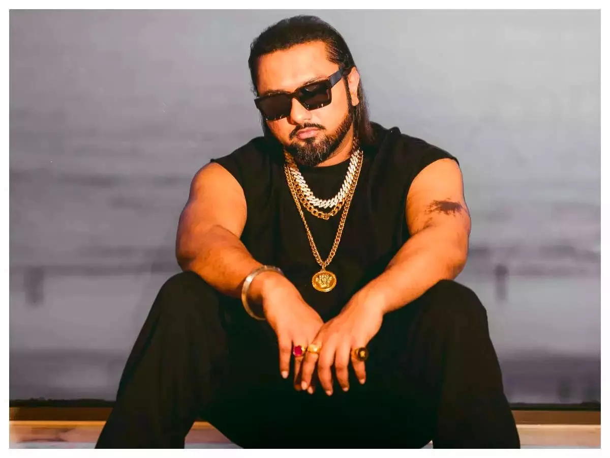 हनी सिंगचा अश्लीलतेचा कहर... | Yo Yo Honey Singh