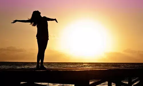 बदलत्या समाजात ‘इंडिपेंडंट वुमन’ची परिभाषा