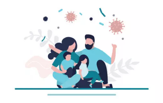 ‘हेलिकॉप्टर पॅरेंटिंग’ vs ‘फ्री-रेंज’: मुलांसाठी काय योग्य?