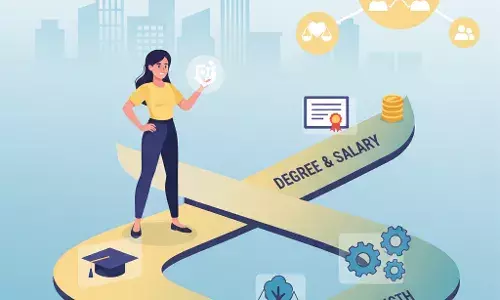 मुलींना स्वावलंबी बनवताना आपण काय विसरतोय?