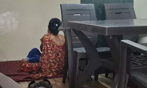 शूकक्.. आई काम करते आहे! - लक्ष्मी यादव