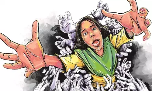 होय, अगोदर ती दलित असते मग महिला… होय, अगोदर ती दलित असते मग महिला…