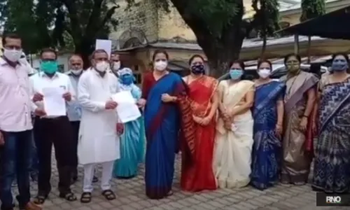 ‘…अन्यथा राज्यभर तीव्र आंदोलन’ धनगर समाजाच्या महिला मोर्चाचा इशारा ‘…अन्यथा राज्यभर तीव्र आंदोलन’ धनगर समाजाच्या महिला मोर्चाचा इशारा