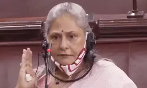 ‘ज्या ताटात खातात, त्याच ताटात…’ राज्य सभेत जया बच्चन भडकल्या ‘ज्या ताटात खातात, त्याच ताटात…’ राज्य सभेत जया बच्चन भडकल्या