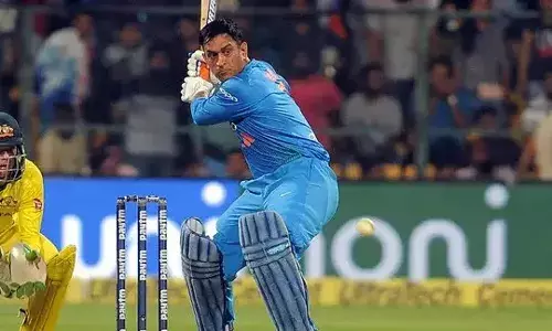 तुझ्या खेळाने आम्हाला मंत्रमुग्ध केल्याने धन्यवाद... धोनीसाठी पुनम महाजन यांची पोस्ट तुझ्या खेळाने आम्हाला मंत्रमुग्ध केल्याने धन्यवाद... धोनीसाठी पुनम महाजन यांची पोस्ट