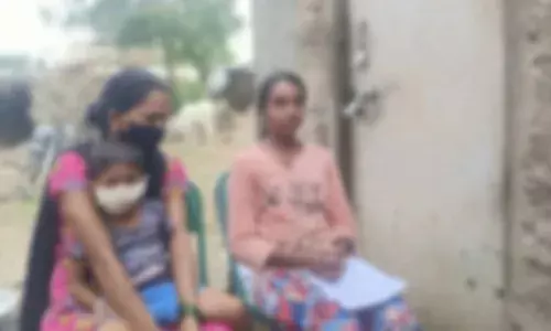 मंगळसूत्र गहाण ठेवून पोरीला शिकवलं पण पुढं काय? मंगळसूत्र गहाण ठेवून पोरीला शिकवलं पण पुढं काय?