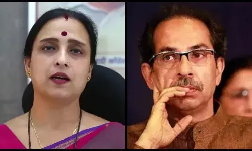 उद्धव ठाकरे केवळ आश्वासनं देतात, कार्यवाही कधी?- चित्रा वाघ