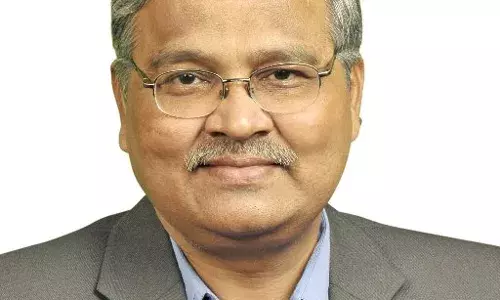 १२४ वा स्मृतीदिन, शहीद सावित्रीबाईंची शौर्यगाथा : प्रा. हरी नरके १२४ वा स्मृतीदिन, शहीद सावित्रीबाईंची शौर्यगाथा : प्रा. हरी नरके