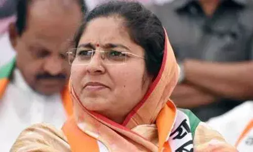 मराठा समाजातील महिलांना न्याय मिळाला- दिपीका चव्हाण मराठा समाजातील महिलांना न्याय मिळाला- दिपीका चव्हाण