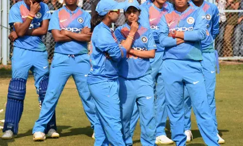 महिला क्रिकेट विश्वचषकाची भारताला हुलकावणी