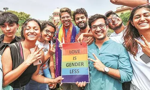 समलैंगिकता म्हणजे नेमके काय ? समलैंगिकता म्हणजे नेमके काय ?