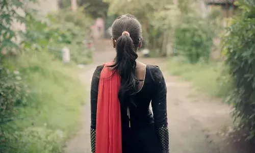 ‘ती’चं स्त्रीपण