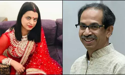 उद्धव ठाकरेंवर टीकेप्रकरणी कंगणाच्या बहिणीला नेटकऱ्यांनी झोडपले.. उद्धव ठाकरेंवर टीकेप्रकरणी कंगणाच्या बहिणीला नेटकऱ्यांनी झोडपले..