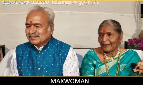 पन्नास वर्षांचा संसार... आजच्या युगात संसार कसा करावा हा सांगणारा हा व्हिडिओ पन्नास वर्षांचा संसार... आजच्या युगात संसार कसा करावा हा सांगणारा हा व्हिडिओ