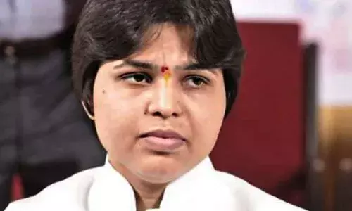 अहमदनगर बलात्कार प्रकरणात आरोपींवर मोक्का अंतर्गत कारवाई व्हावी- तृप्ती देसाई