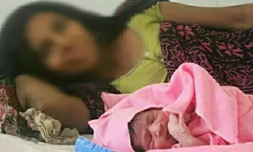 कोरोनाच्या संकटात अंगणवाडी सेविकेमुळे मिळाला गरोदर मातेला पुर्नजन्म कोरोनाच्या संकटात अंगणवाडी सेविकेमुळे मिळाला गरोदर मातेला पुर्नजन्म