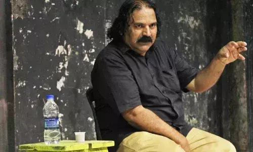 स्त्रियाच उद्याची वाट दाखवतील - शाहीर संभाजी भगत