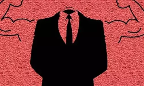 Coronavirus : लॉकडाऊनमुळे पुरुषी अहंकाराचा चष्मा उतरला का? Coronavirus : लॉकडाऊनमुळे पुरुषी अहंकाराचा चष्मा उतरला का?