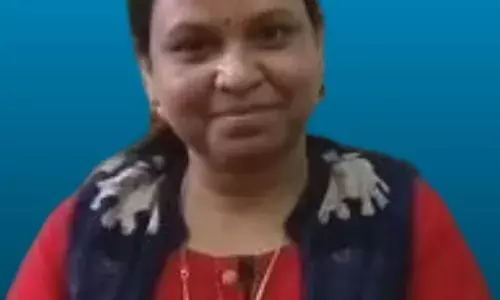 सावित्रीबाई स्त्री शिक्षणाचं वटवृक्ष-रेणुका कड सावित्रीबाई स्त्री शिक्षणाचं वटवृक्ष-रेणुका कड