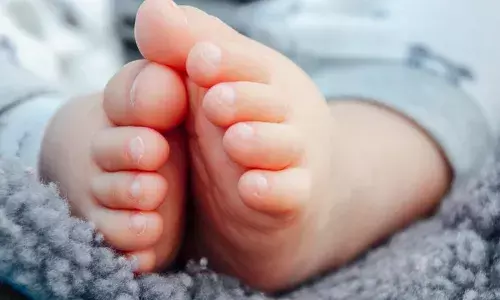 कोरोनाने गाठलं सहा महिन्यांच्या बाळाला ! कोरोनाने गाठलं सहा महिन्यांच्या बाळाला !