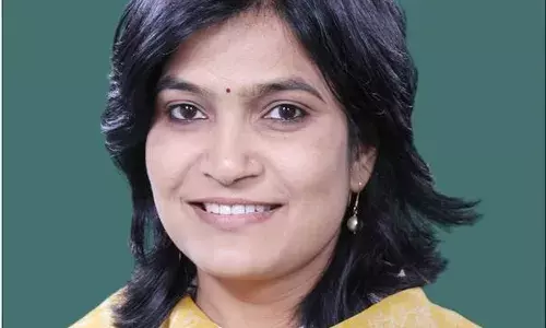 भावना गवळींचा पार्कींग चालकांना दणका