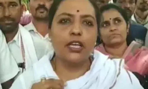 ‘सत्तेत आल्यावर सर्व स्वस्त होइल’ म्हणणाऱ्यां केंद्र सरकारचं वागणं विपरीत – यशोमती ठाकूर